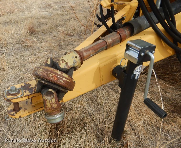 image for item DJ1286 Vermeer 605L  round baler