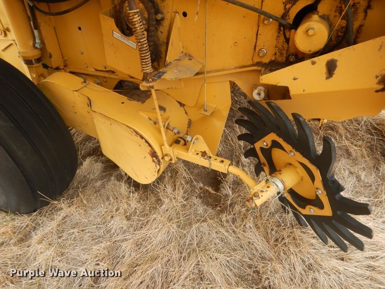 image for item DJ1286 Vermeer 605L  round baler