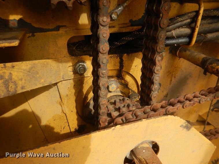 image for item DJ1286 Vermeer 605L  round baler