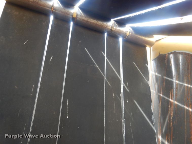 image for item DJ1286 Vermeer 605L  round baler