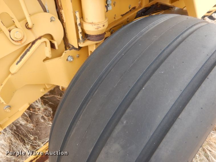 image for item DJ1286 Vermeer 605L  round baler