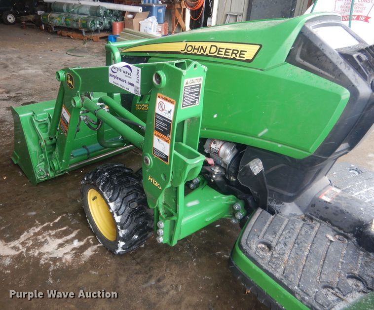 image for item DJ1294 John Deere 1025R  tractor
