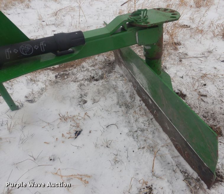 image for item DJ1294 John Deere 1025R  tractor