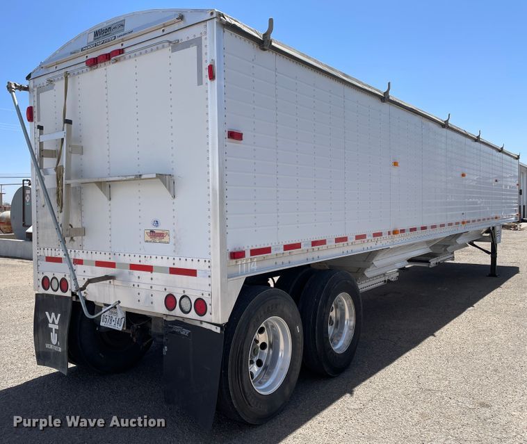 image for item DJ5115 2011 Wilson DWH-550 Pace Setter  grain trailer