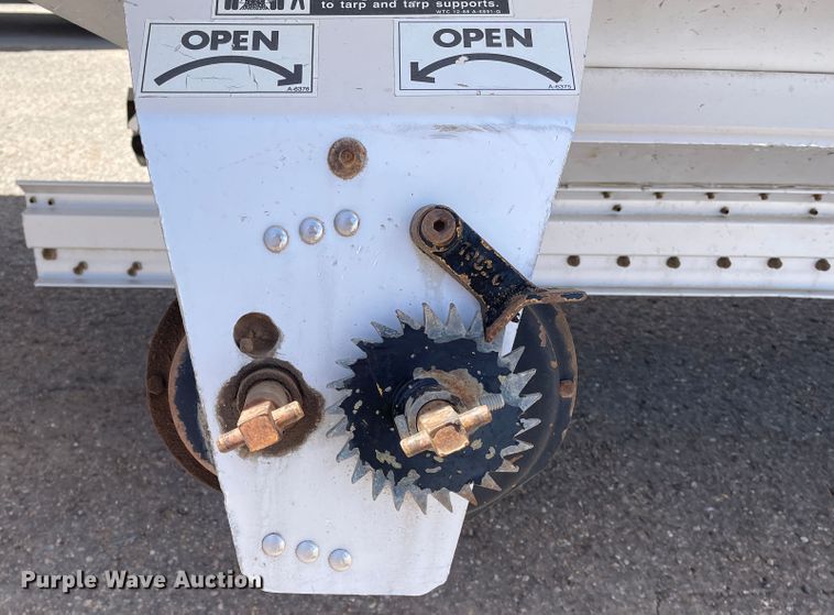 image for item DJ5115 2011 Wilson DWH-550 Pace Setter  grain trailer