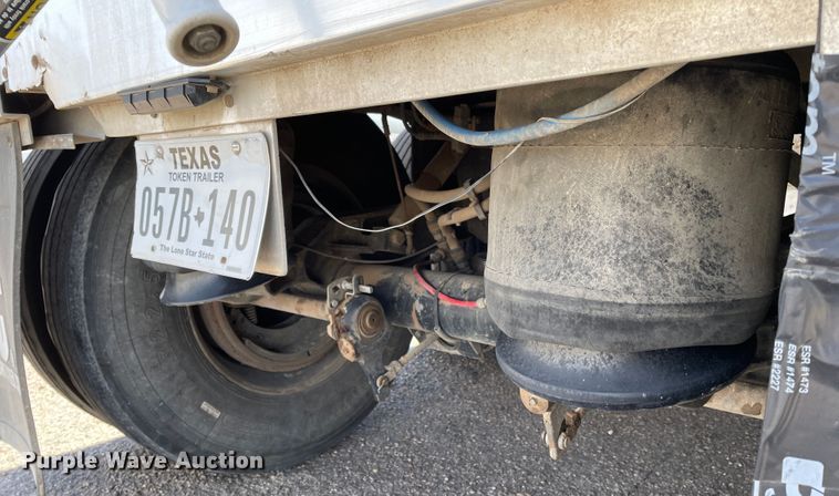 image for item DJ5115 2011 Wilson DWH-550 Pace Setter  grain trailer