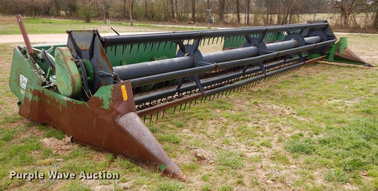 image for item DK0333 1991 John Deere 925  flex head