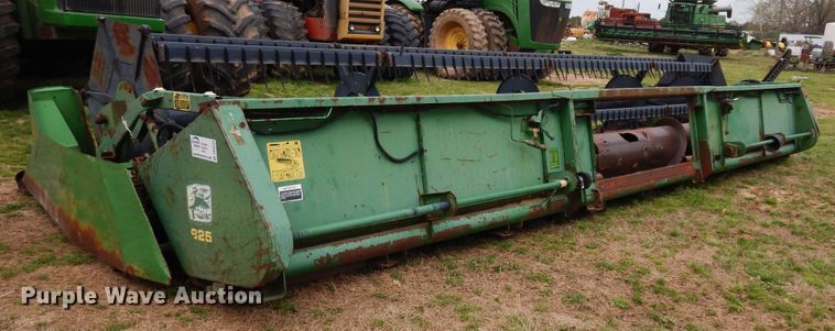 image for item DK0333 1991 John Deere 925  flex head