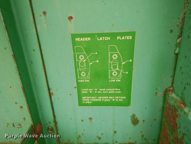 image for item DK0333 1991 John Deere 925  flex head