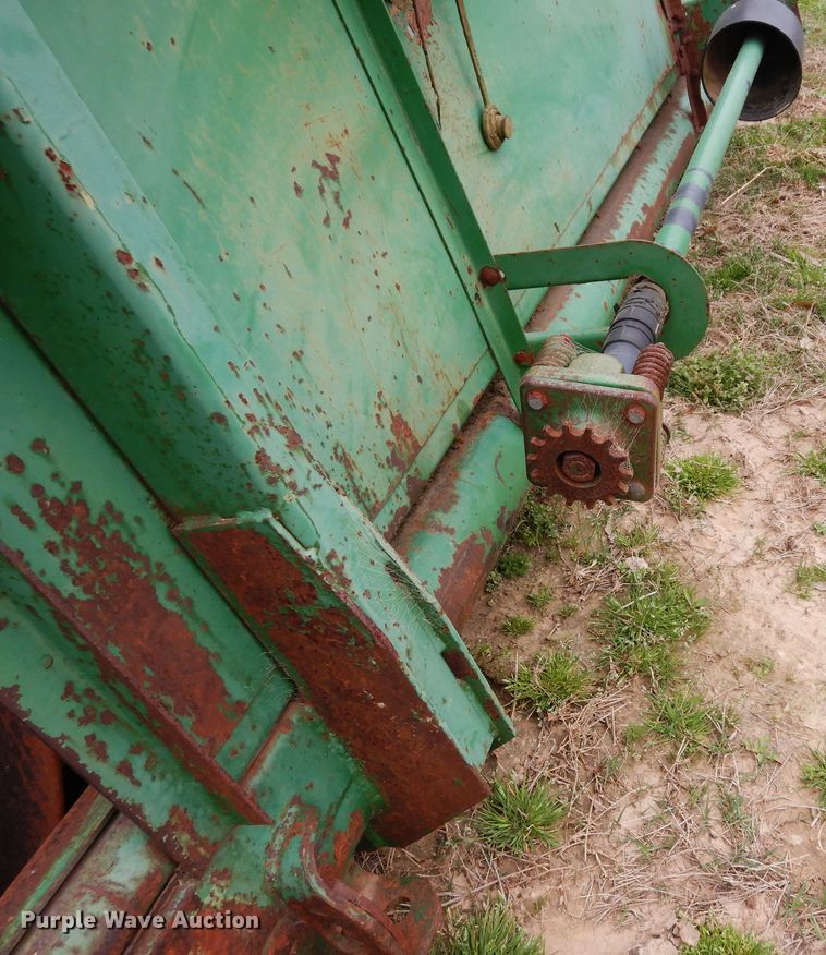 image for item DK0333 1991 John Deere 925  flex head