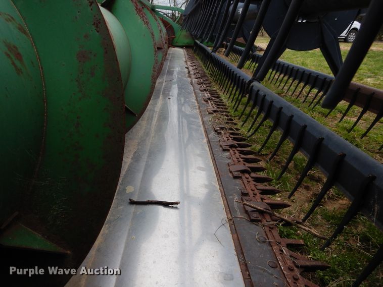 image for item DK0333 1991 John Deere 925  flex head