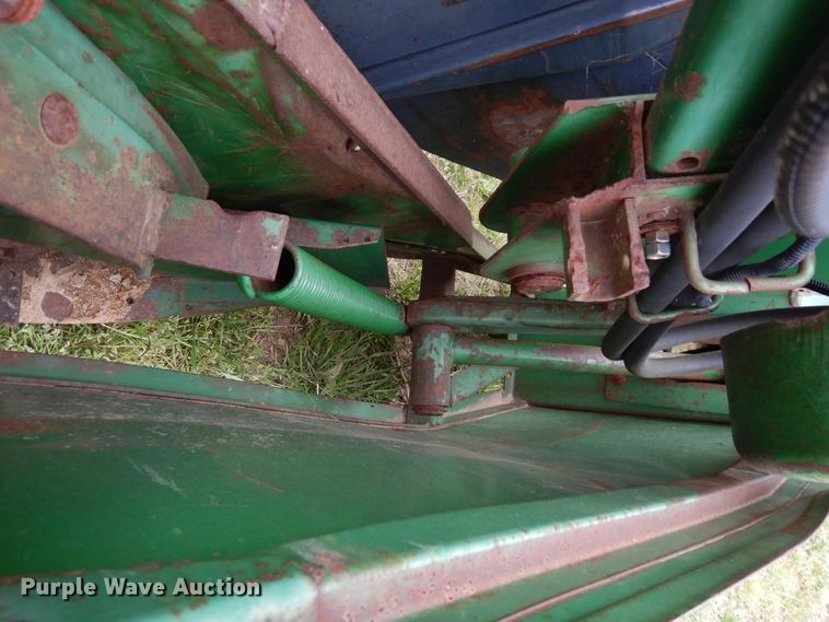 image for item DK0333 1991 John Deere 925  flex head