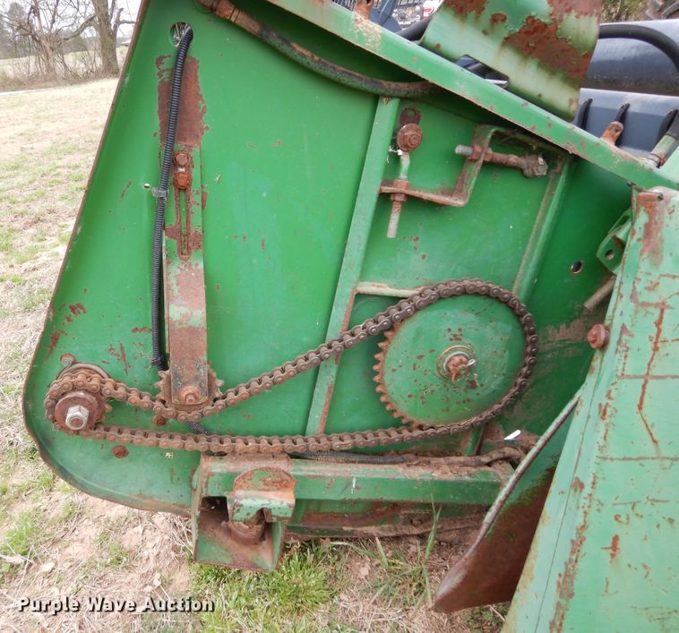 image for item DK0333 1991 John Deere 925  flex head