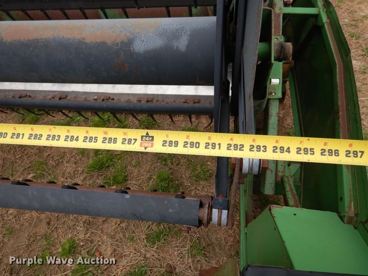 image for item DK0333 1991 John Deere 925  flex head