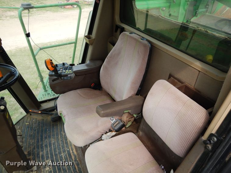 image for item DK0334 2004 John Deere 9760 STS  RWA combine