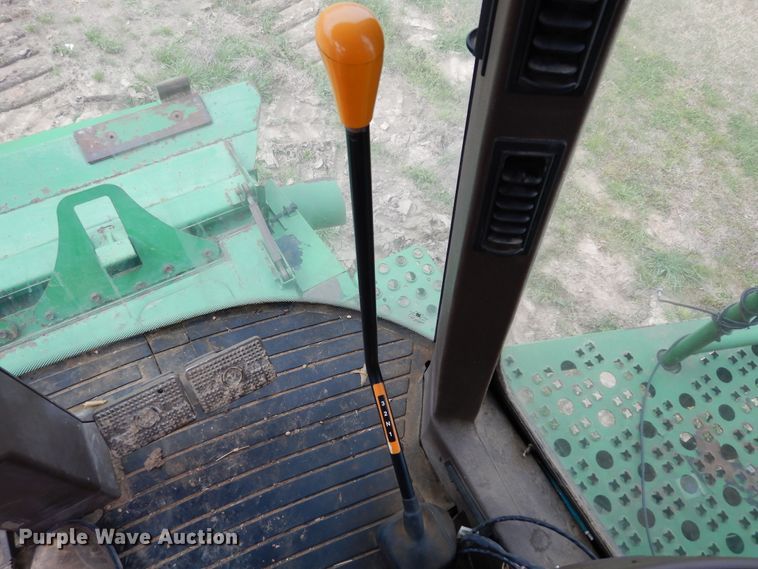 image for item DK0334 2004 John Deere 9760 STS  RWA combine