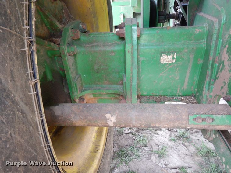 image for item DK0334 2004 John Deere 9760 STS  RWA combine