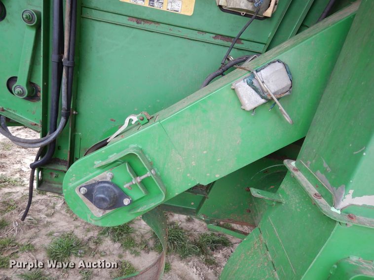 image for item DK0334 2004 John Deere 9760 STS  RWA combine