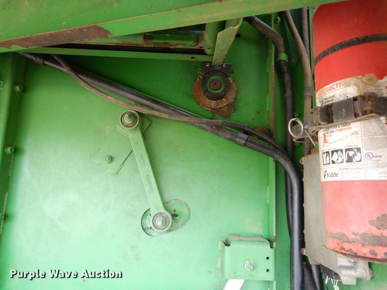 image for item DK0334 2004 John Deere 9760 STS  RWA combine