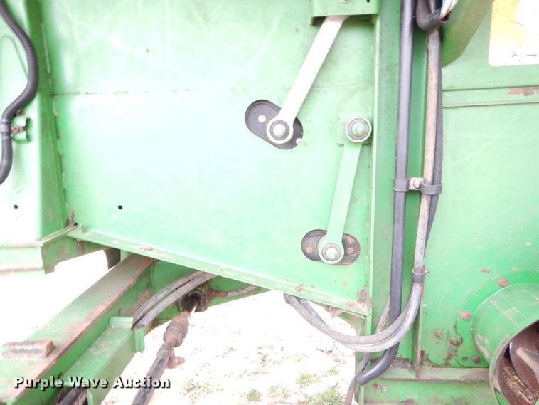 image for item DK0334 2004 John Deere 9760 STS  RWA combine