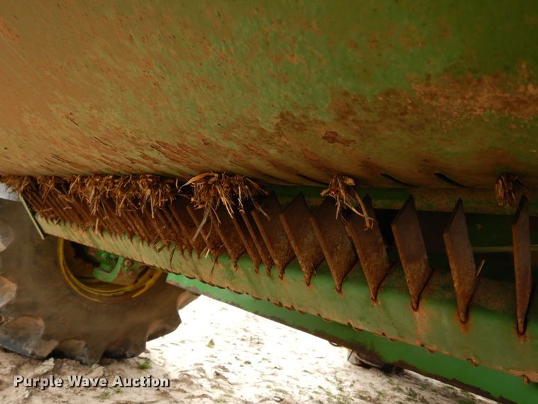 image for item DK0334 2004 John Deere 9760 STS  RWA combine