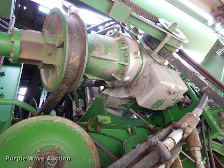 image for item DK0334 2004 John Deere 9760 STS  RWA combine