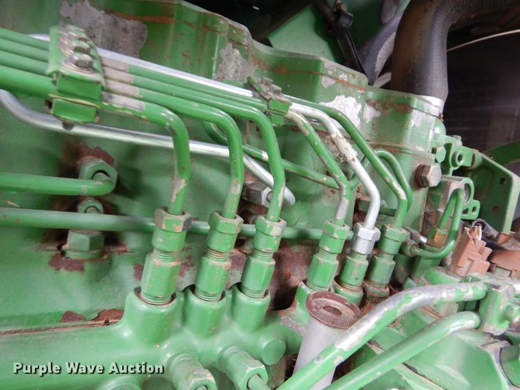 image for item DK0334 2004 John Deere 9760 STS  RWA combine