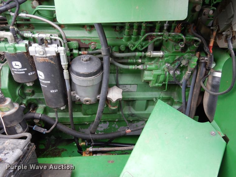 image for item DK0334 2004 John Deere 9760 STS  RWA combine