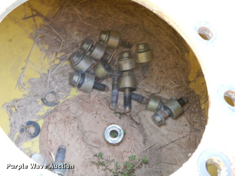 image for item DK0334 2004 John Deere 9760 STS  RWA combine