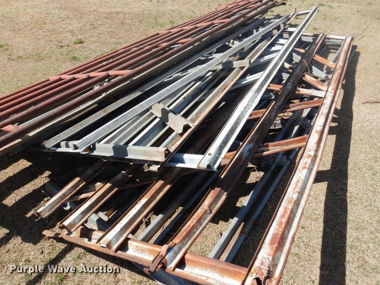 image for item DK0730 (7) fence panels