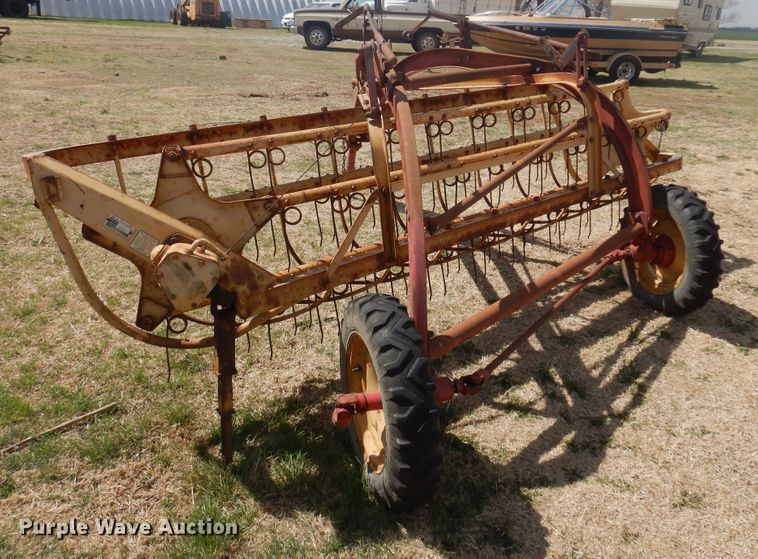 image for item DK0731 New Holland 56  hay rake