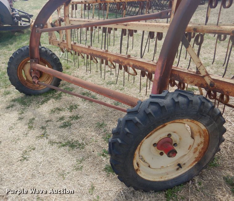 image for item DK0731 New Holland 56  hay rake