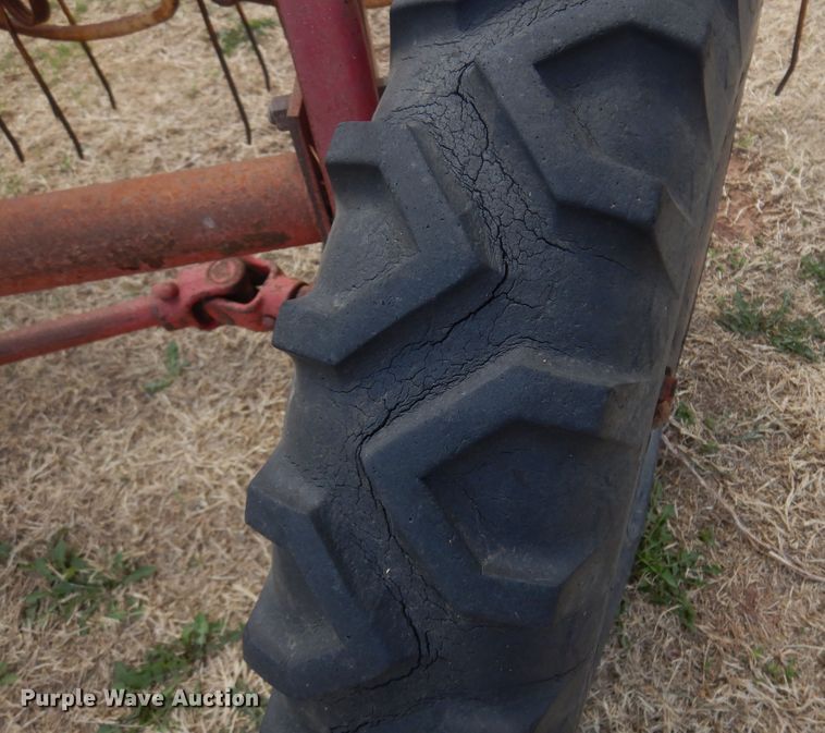 image for item DK0731 New Holland 56  hay rake