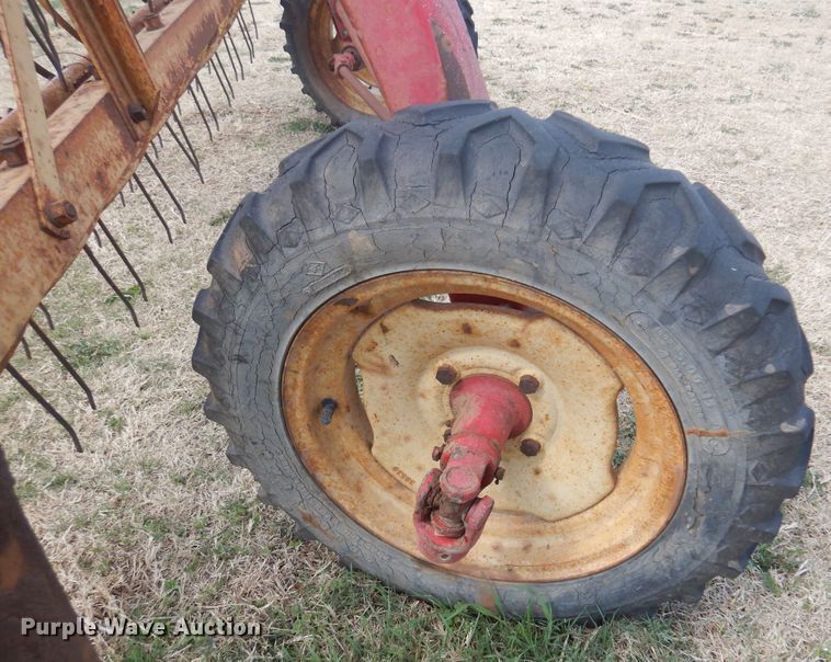image for item DK0731 New Holland 56  hay rake