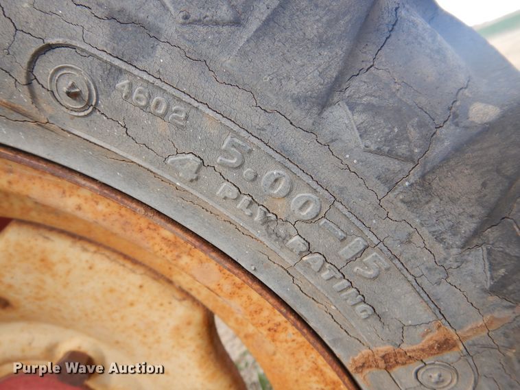 image for item DK0731 New Holland 56  hay rake