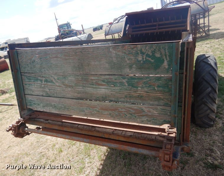 image for item DK0733 Manure spreader