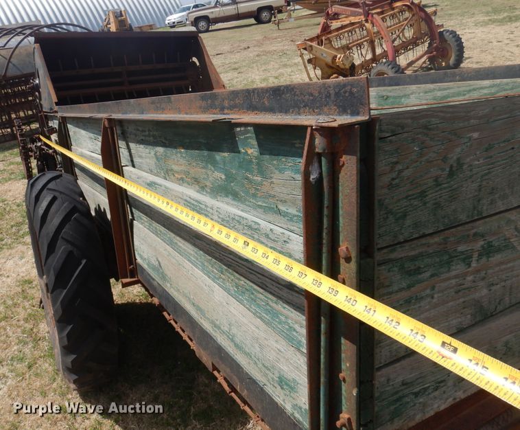 image for item DK0733 Manure spreader