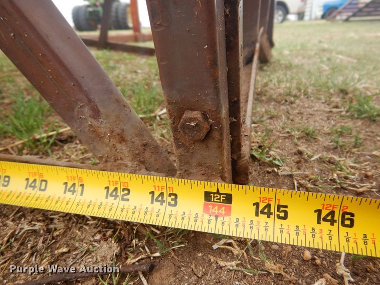 image for item DK0735 Livestock feeders