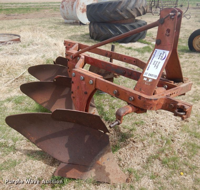 image for item DK0738 Massey Ferguson  three bottom plow