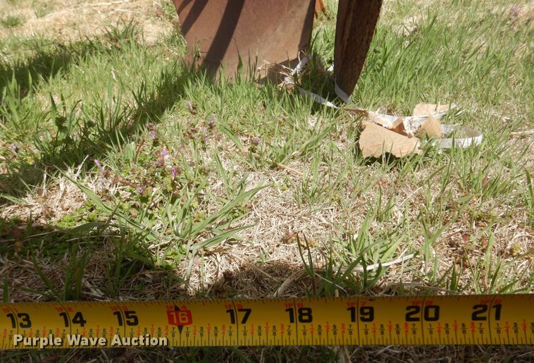 image for item DK0738 Massey Ferguson  three bottom plow