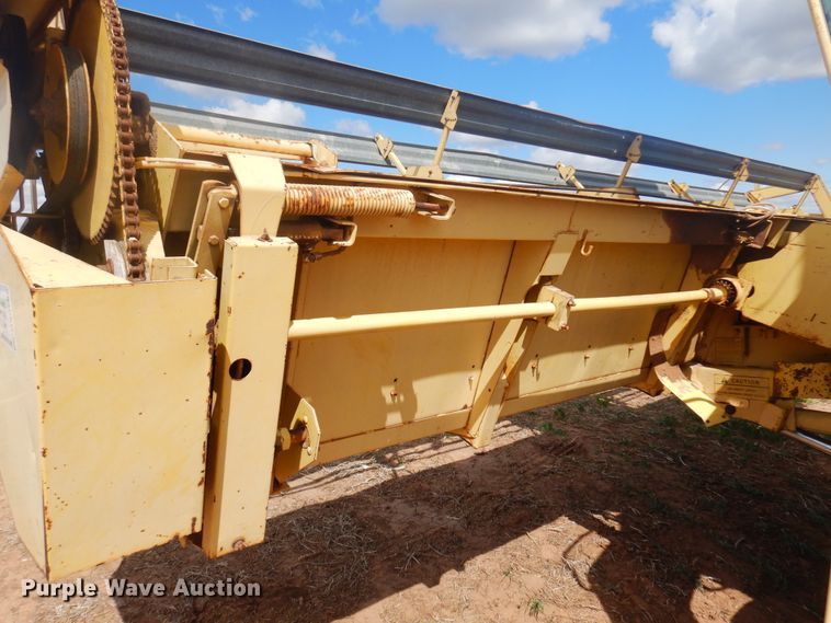 image for item DK0752 1978 New Holland TR70  combine