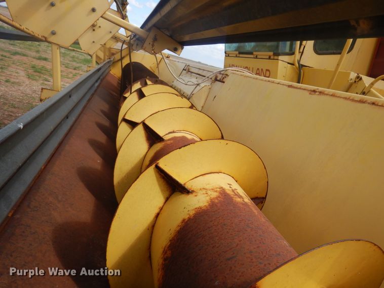 image for item DK0752 1978 New Holland TR70  combine