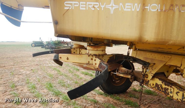 image for item DK0752 1978 New Holland TR70  combine