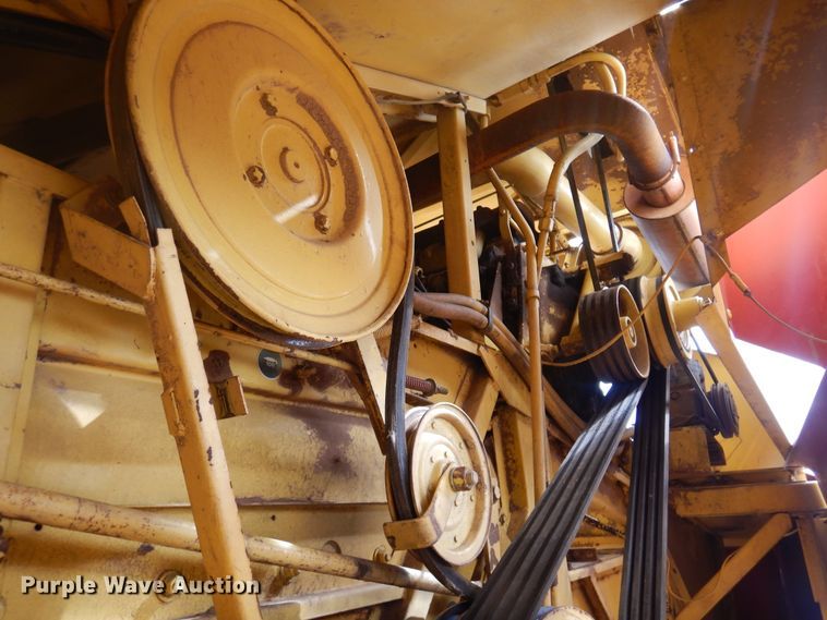 image for item DK0752 1978 New Holland TR70  combine