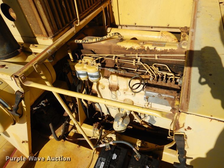 image for item DK0752 1978 New Holland TR70  combine