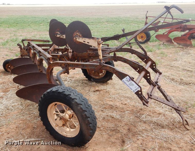 image for item DK0756 Minneapolis Moline  four bottom plow