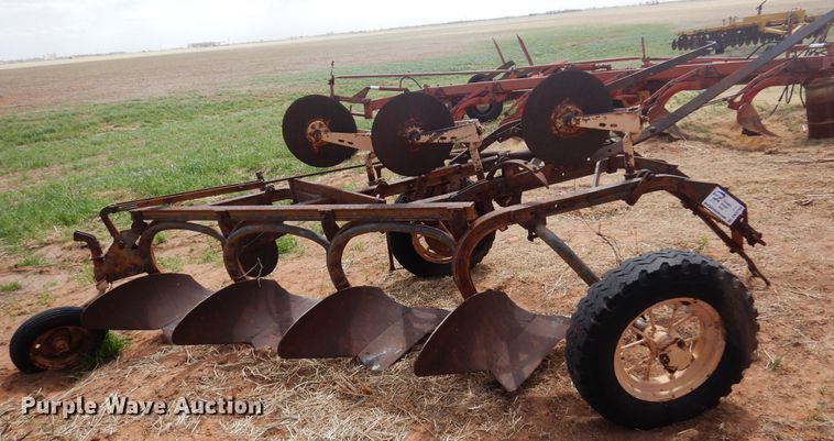 image for item DK0756 Minneapolis Moline  four bottom plow