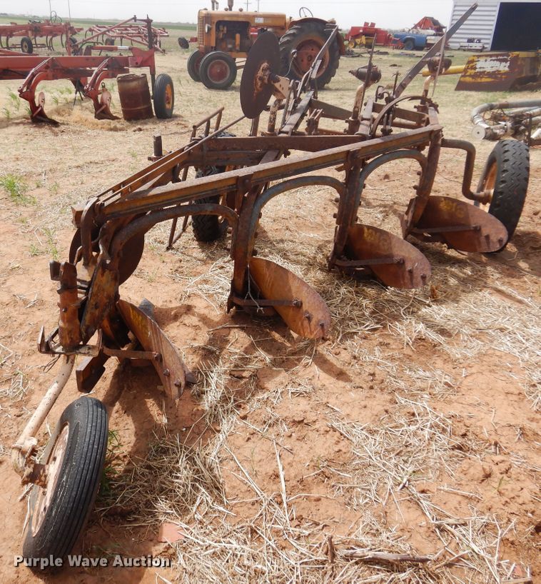 image for item DK0756 Minneapolis Moline  four bottom plow