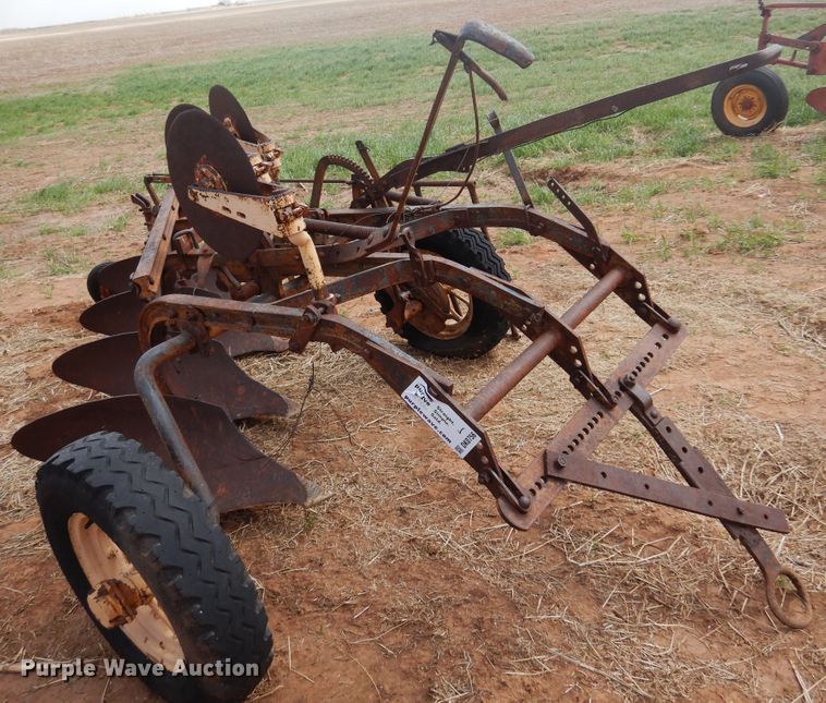 image for item DK0756 Minneapolis Moline  four bottom plow