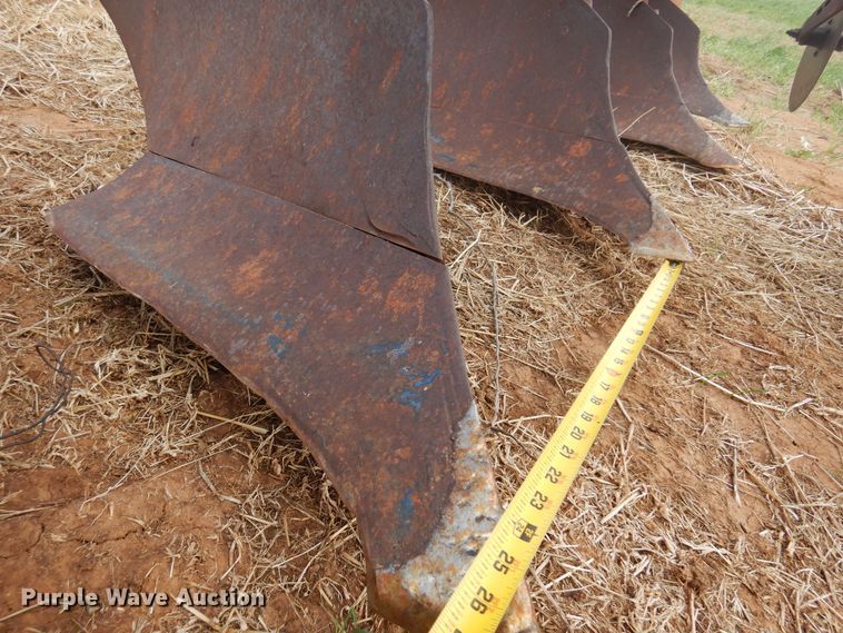 image for item DK0756 Minneapolis Moline  four bottom plow